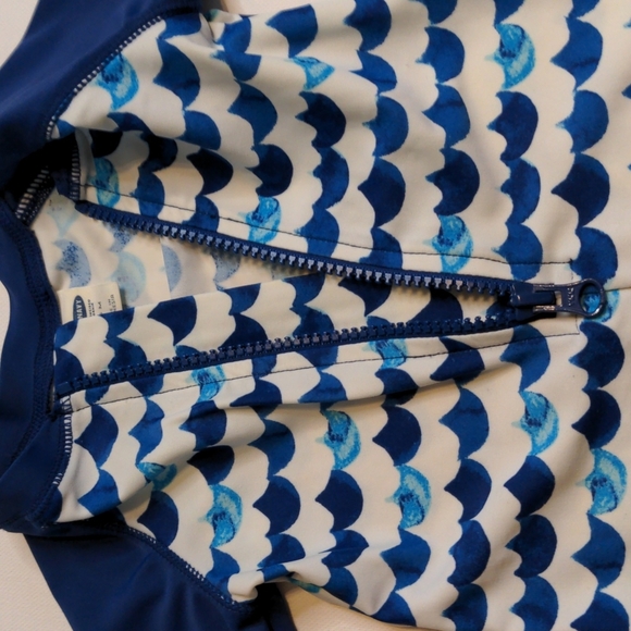 Old Navy Rashguard Infant Swimsuit * 3-6M - Picture 2 of 5